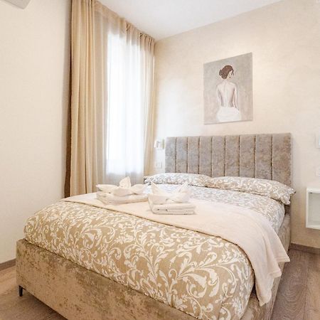 Teatro Romano Suites - Isabella Триест Екстериор снимка
