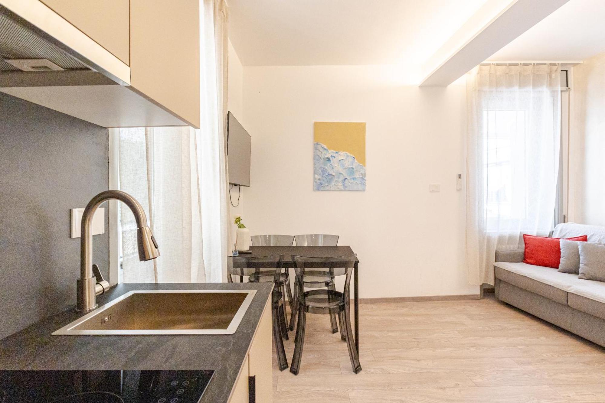 Teatro Romano Suites - Isabella Триест Екстериор снимка