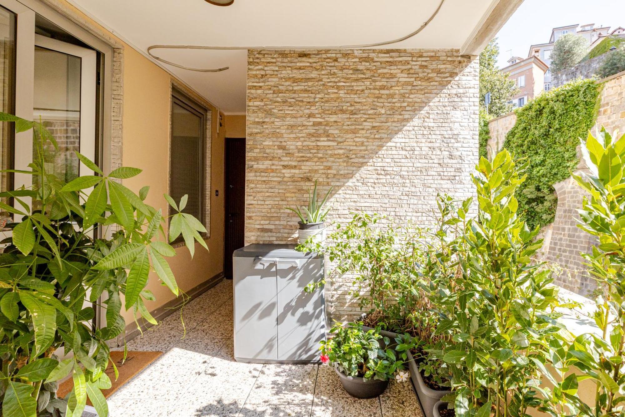 Teatro Romano Suites - Isabella Триест Екстериор снимка